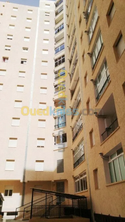 Location vacances Appartement F5 Tlemcen Tlemcen