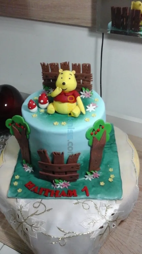 Gâteaux d'anniversaire et mariage