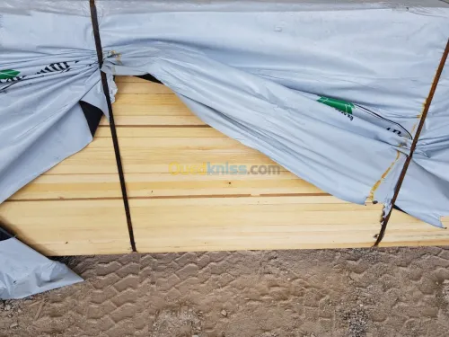 Vente de bois rouge et derive