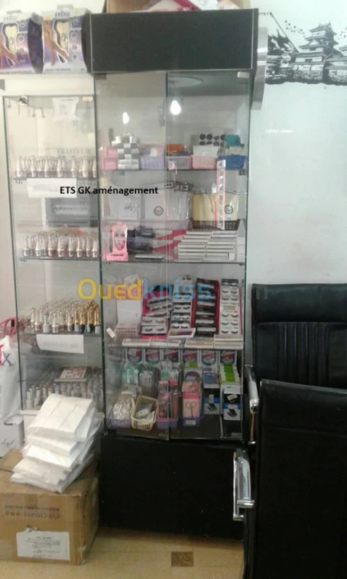 vitrine en verre pour les magasins 