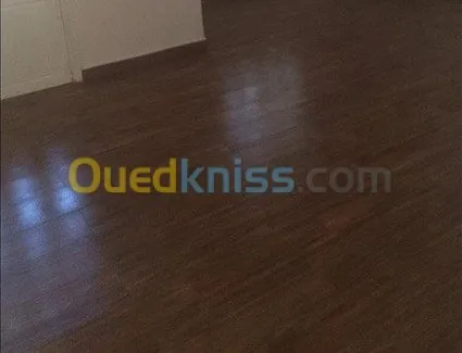 Revêtement sol avec parquet