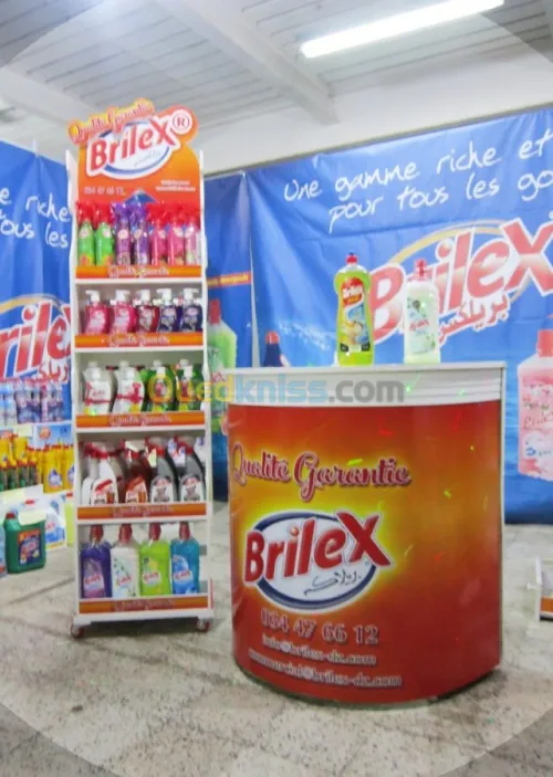 présentoirs avec habillage