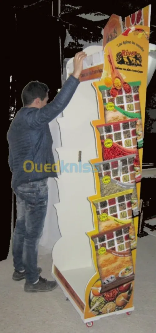 présentoirs avec habillage