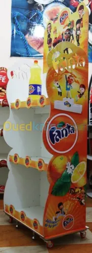 présentoirs avec habillage