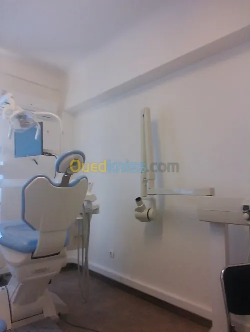 Chirurgien dentiste spécialiste 