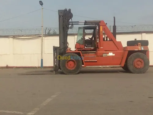 Location Clark et grue