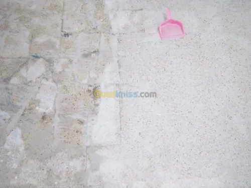 ponçage et lustrage