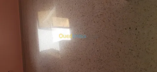 ponçage et lustrage