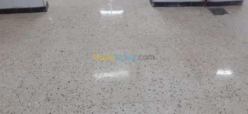 ponçage et lustrage