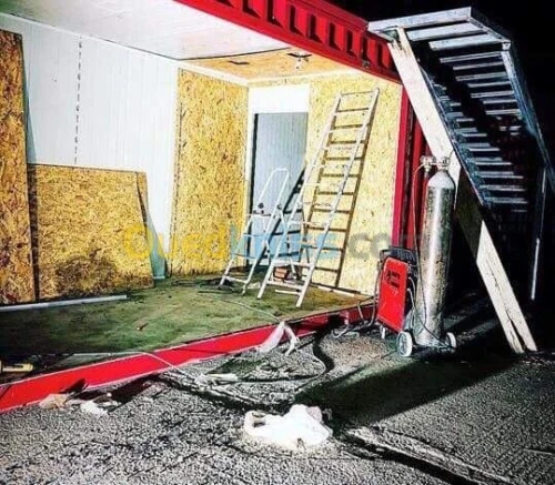 Aménagement de conteneur, fabrication de cabine Modulaire & base de vie.