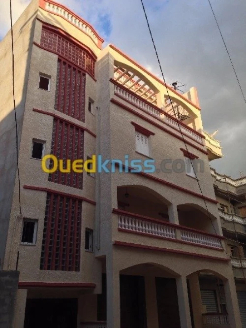 monocouche de facade mochetes ecrase