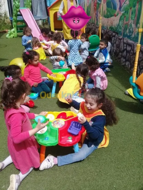Maternelle préscolaire avec Alte garde