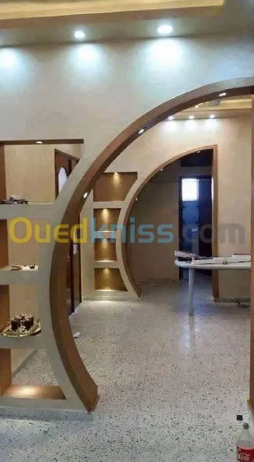 Décoration intérieure en placoplatre ba13