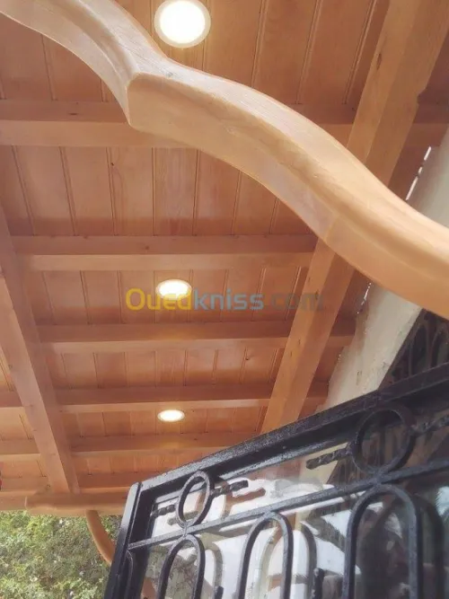 Charpentier تركيب قرمود