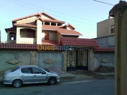 Charpentier تركيب قرمود