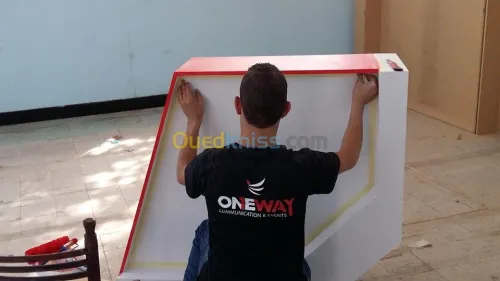  Aménagement et réalisation de stands