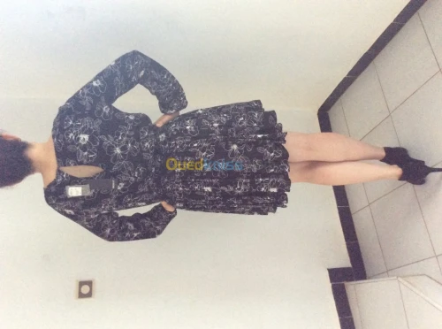 Robe courte fleurie