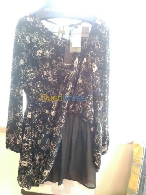 Robe courte fleurie