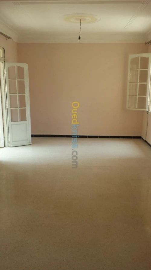 Location Appartement F4 Alger Ain taya
