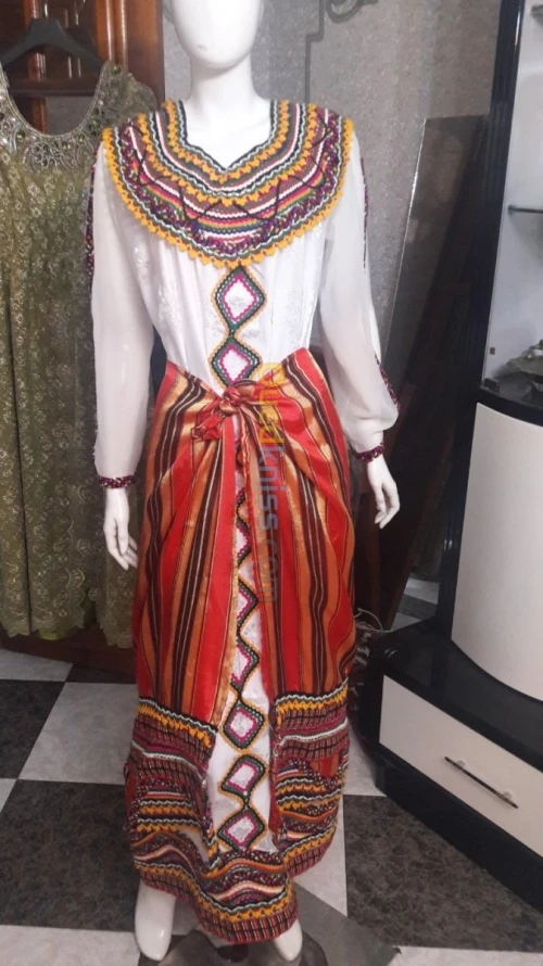 Couturière modéliste ,haute couture