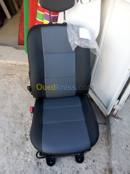 Habillage fourgon garnteur auto