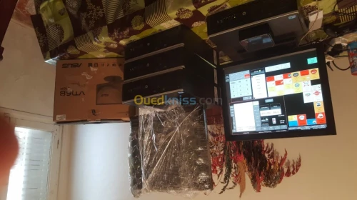 ECRAN TACTILE et MONITEUR 