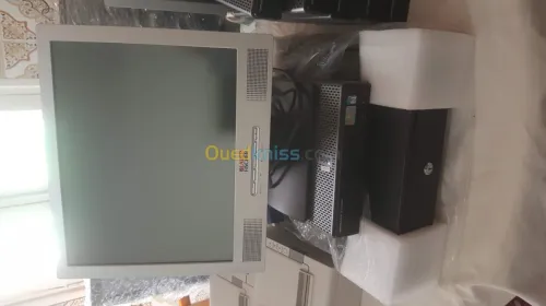 ECRAN TACTILE et MONITEUR 