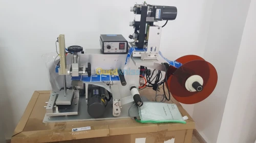 Etiqueteuse semi auto avec dater