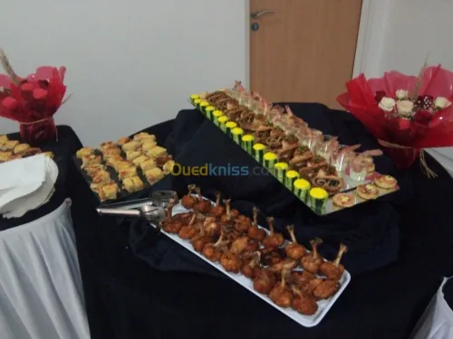 Serveur serveuse traiteur decor 