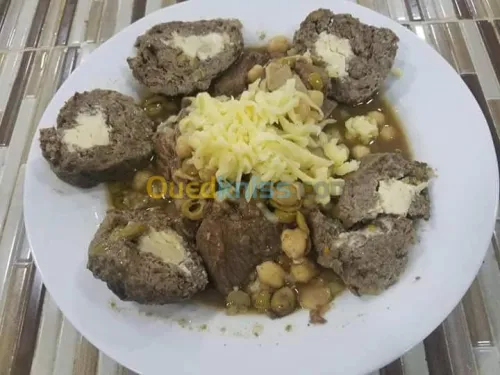 Serveur serveuse traiteur decor 