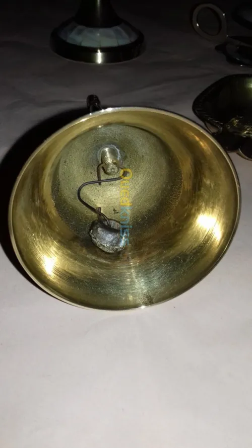OBJETS DÉCORATIFS EN CUIVRE