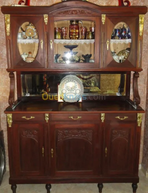 Buffet antiquaire top 