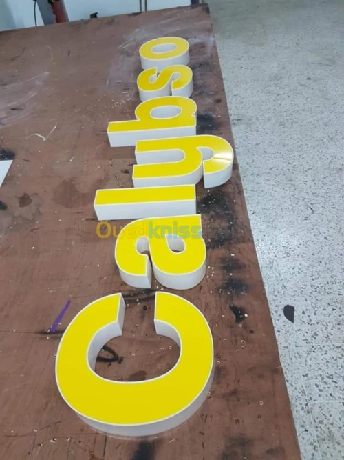 Fabrication panneau publicitaire