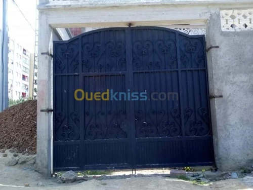 Serrurier soudeur ferronnier