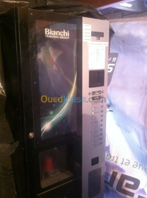 Distrubiteur automatique du café 