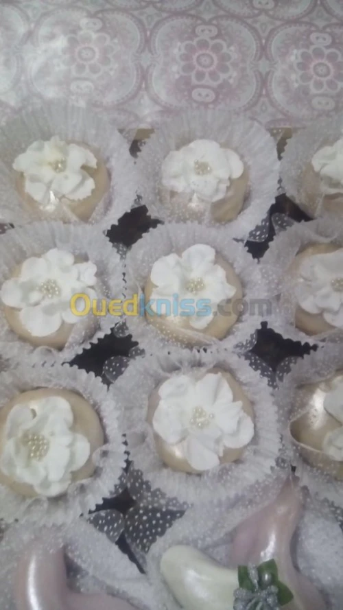 Gâteau pâtisserie traiteur حلويات 