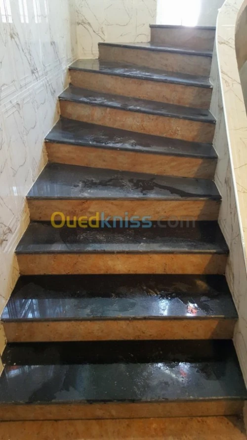 Marche et Contre Marche MARBRE GRANIT