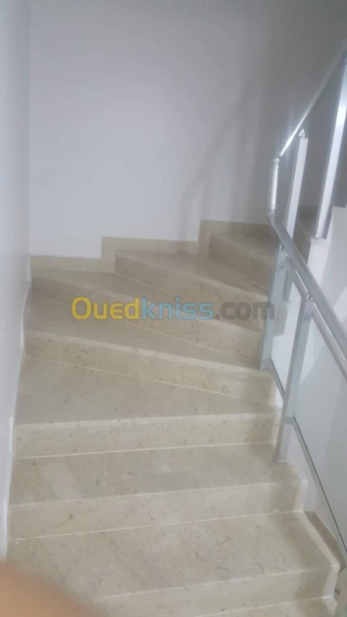 Marche et Contre Marche MARBRE GRANIT