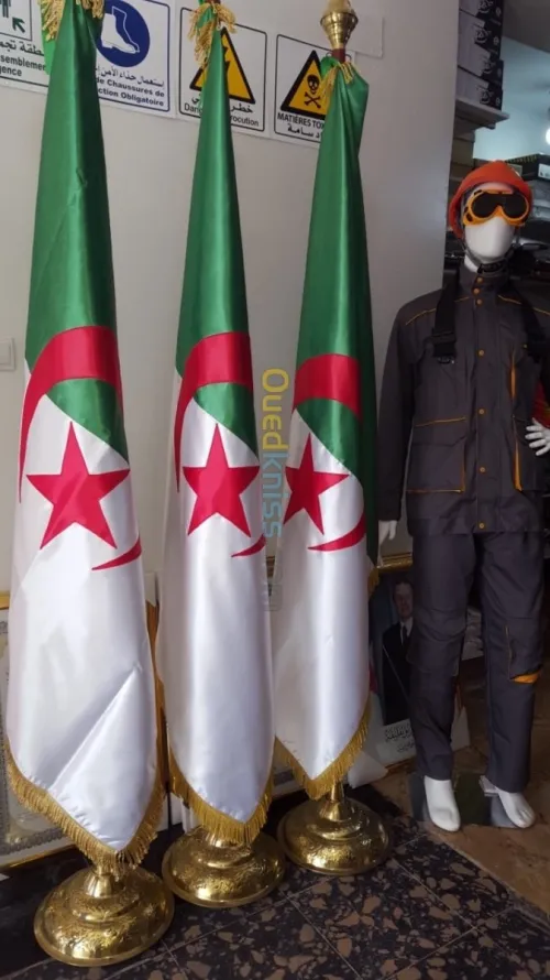  Drapeau  National et International  