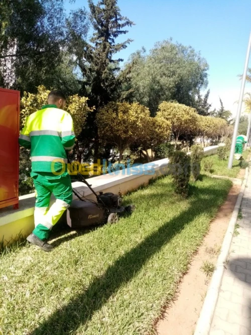  services pour tous travail de jardinage 