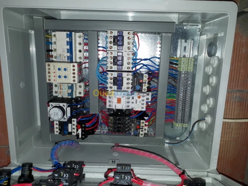 Maintenance et installations électriqu