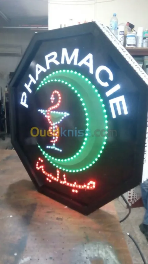 ENSEIGNE PUB ET AFFICHEUR  A LED 