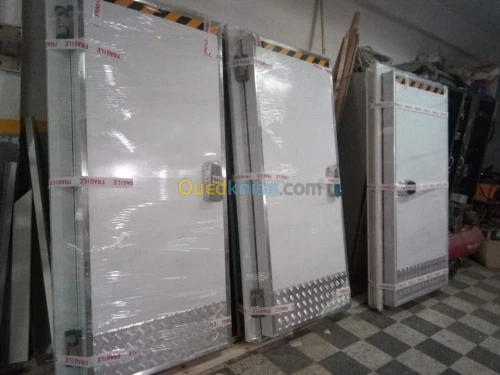 Vendre et montage des chambres froide