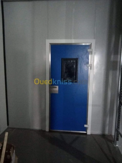 Vendre et montage des chambres froide