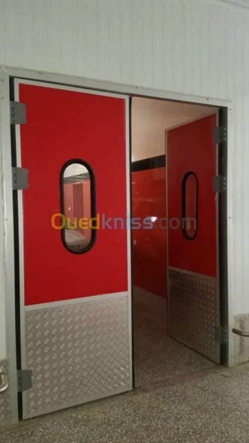 Vendre et montage des chambres froide