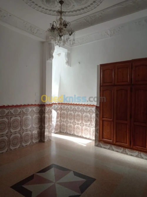 Location Appartement F4 Alger Rais hamidou