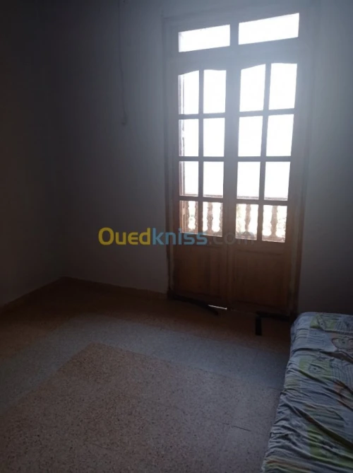 Location Appartement F4 Alger Rais hamidou