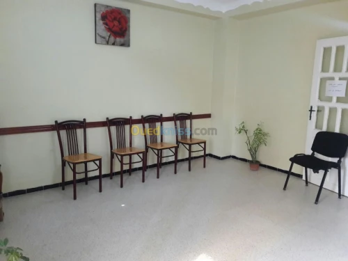 Médecin spécialiste en psychiatrie.