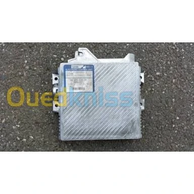 CALCULATEUR MOTEUR (memoire 806) 