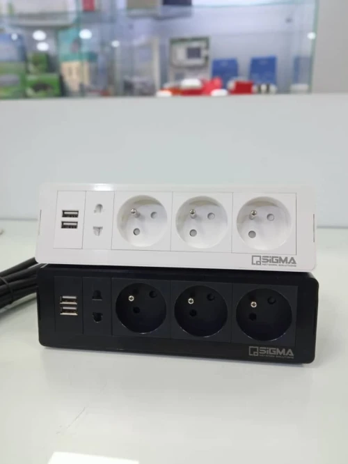 BLOC MULTIPRISE AVEC USB ( 3 PRISES FRANCAISES + 1 PRISE ANGLAISE )